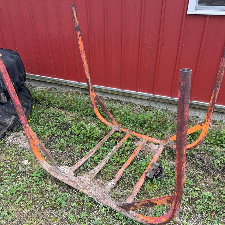 John Deere Dubuque Roll Cage