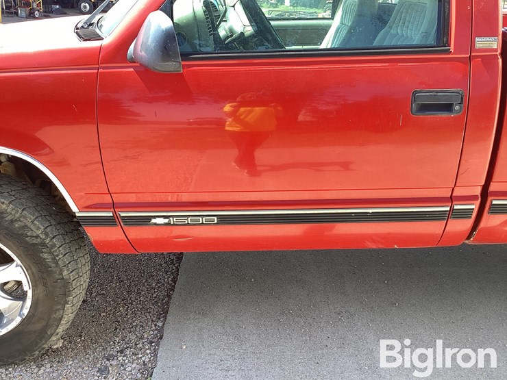 1996-chevrolet-silverado-1500-image-11