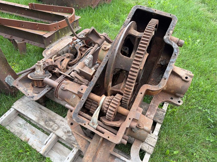 emerson-brantingham-model-q-project-image-22
