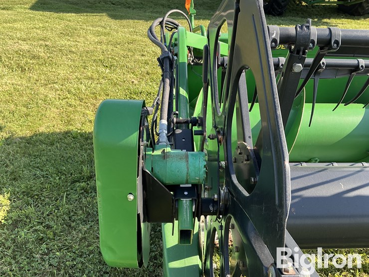 2017-john-deere-635f-image-16