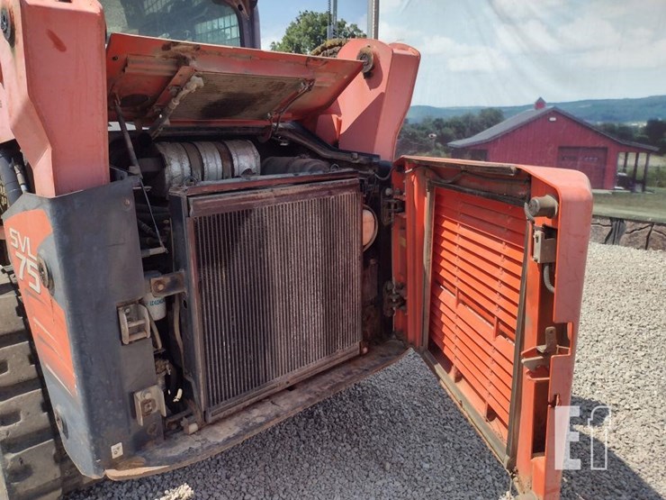 kubota-svl75-image-30