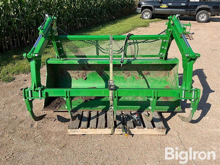 john-deere-7-image-2