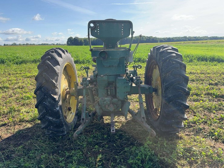 john-deere-530-image-3