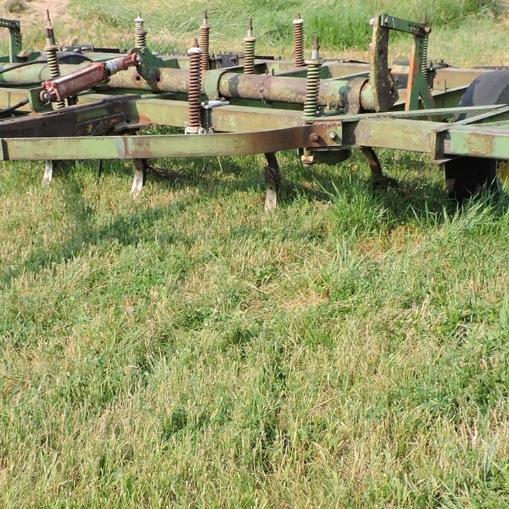 JOHN DEERE 18