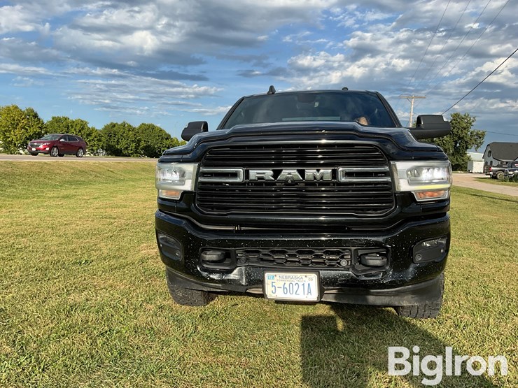 2019-ram-3500-hd-image-2