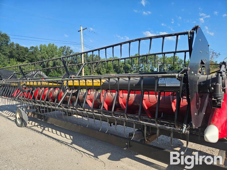 2011-case-ih-3020-image-9