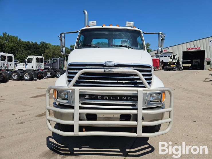 2006-sterling-lt9500-image-2