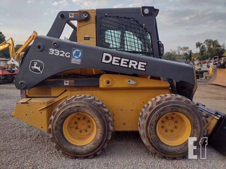 2019-deere-332g-image-20