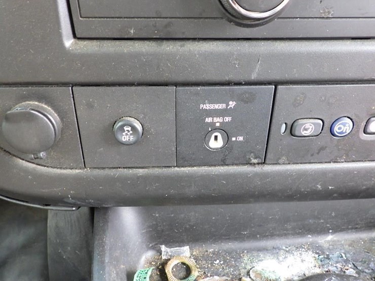 2016-utility-van-image-37