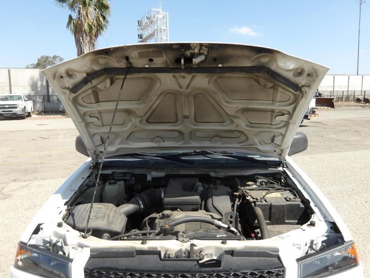 2011-chevrolet-colorado-image-9