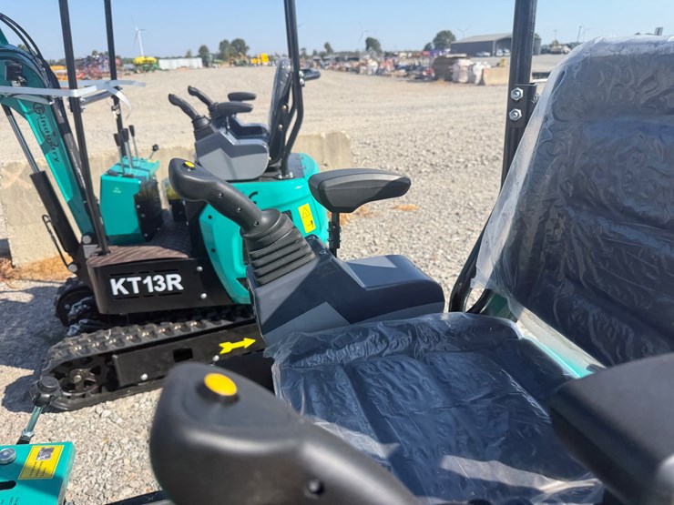 #73-•-unused-2026-cfg-kt13r-mini-excavator-kt13r26a106230300-inv#4440-image-11