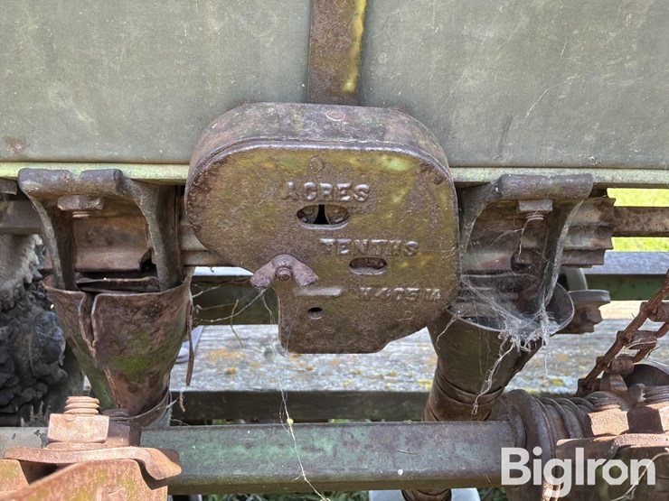 john-deere-11-image-17