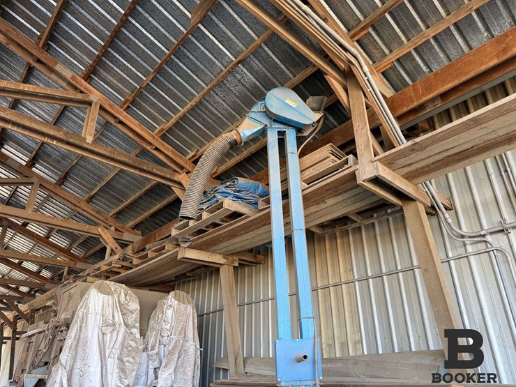 2012-universal-industries-seed-elevator-image-2