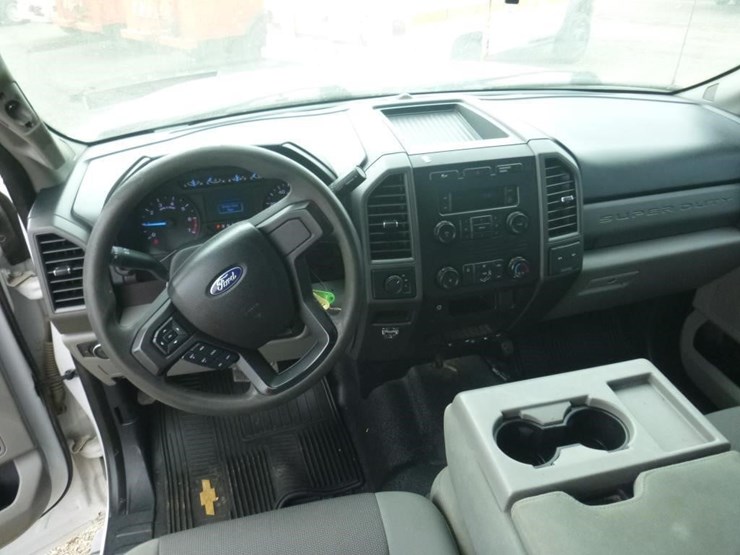 2017-ford-f350-image-7