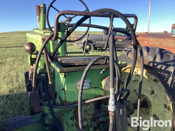 1951-john-deere-model-a-image-12