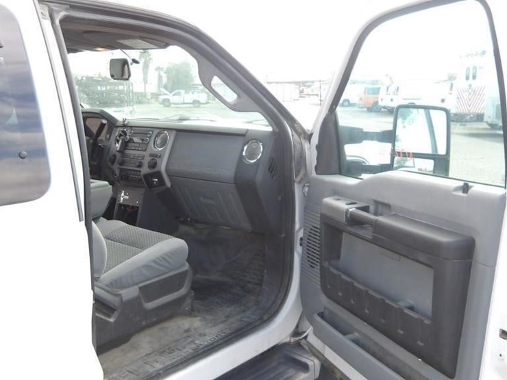2015-ford-f450-image-16