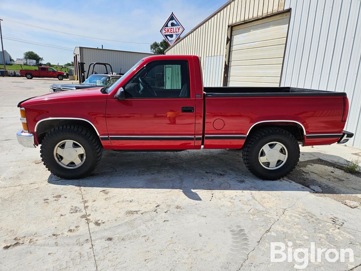 1995-chevrolet-1500-image-8