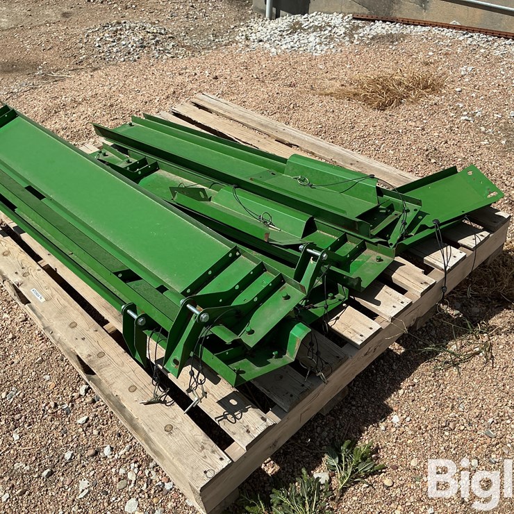 JOHN DEERE S780