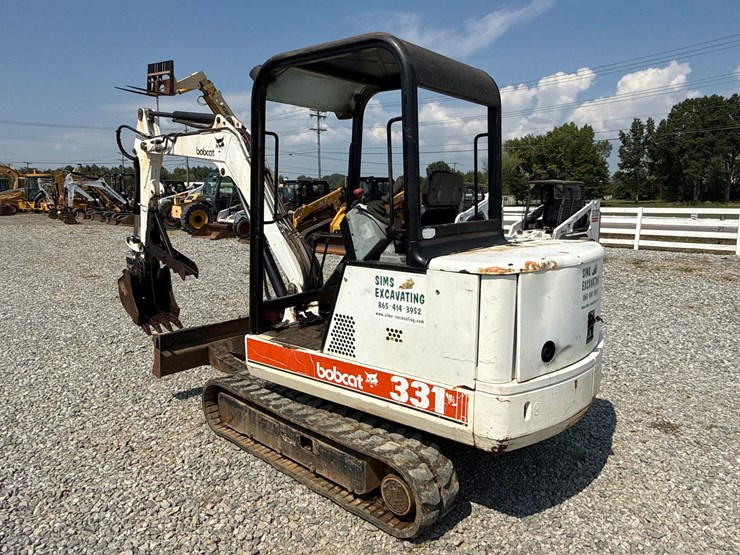 bobcat-331-image-4