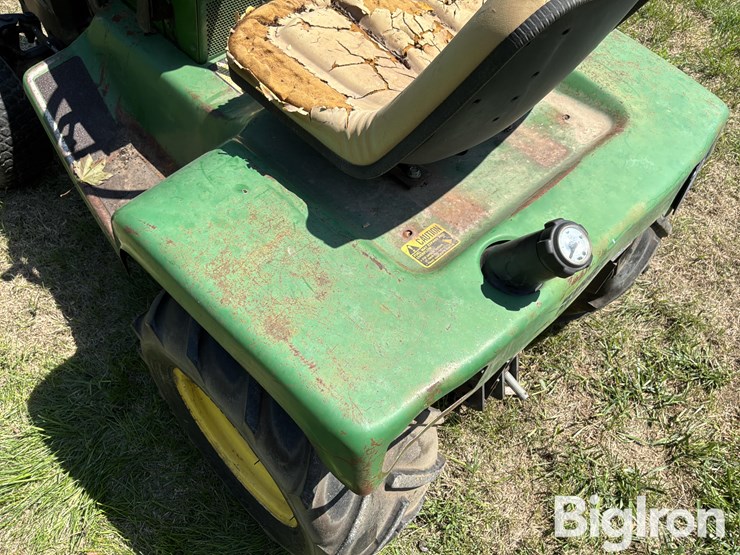 1985-john-deere-318-image-18