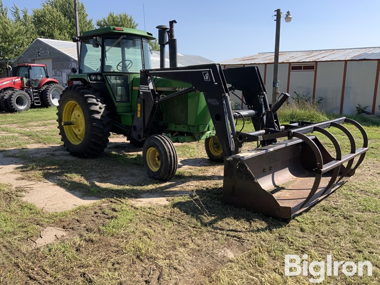 1980-john-deere-4440-image-3