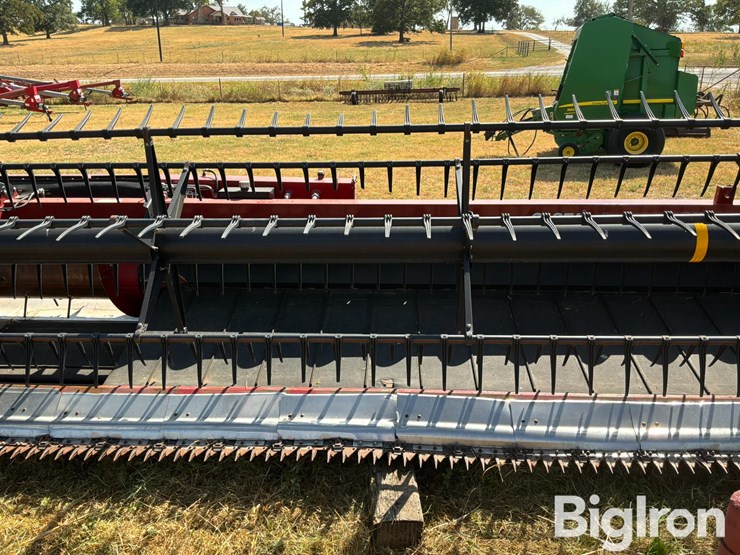 2018-case-ih-3162-image-10