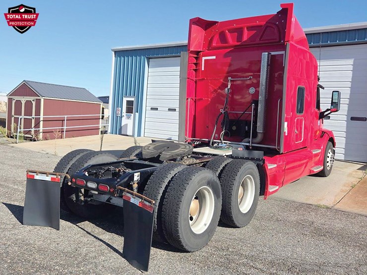 2020-peterbilt-579-image-3