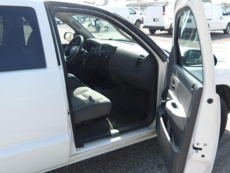 2002-dodge-dakota-image-14