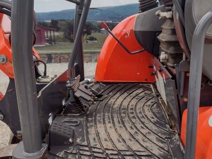 2008-kubota-kx121-3-image-10