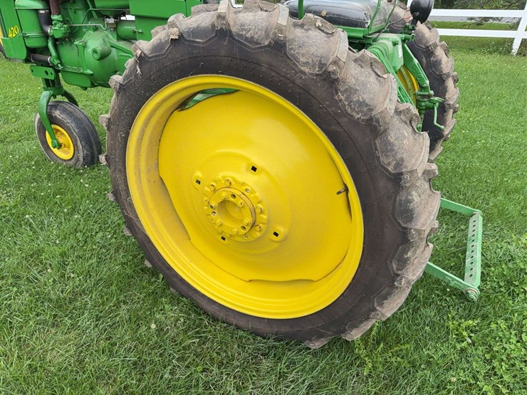john-deere-420-image-6