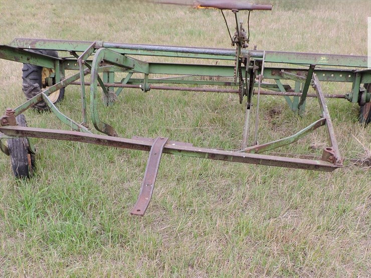 john-deere-10-image-4
