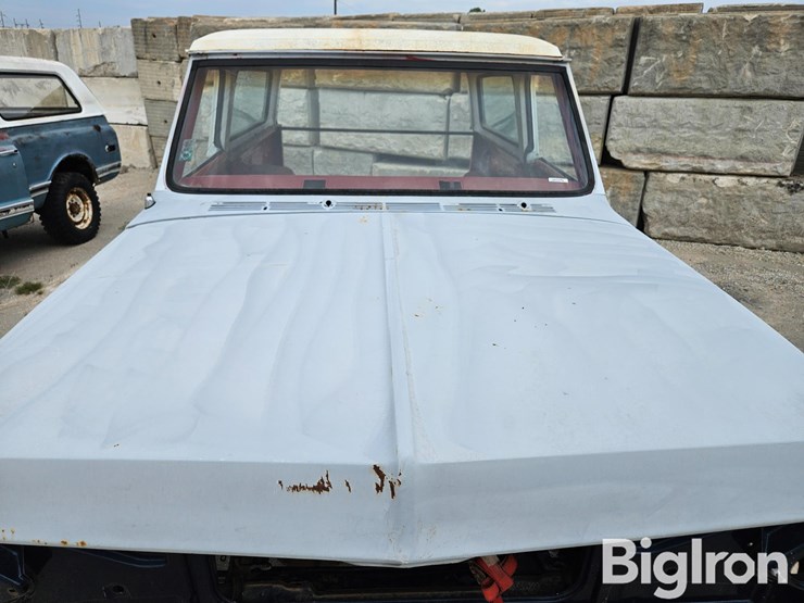 1972-chevrolet-k5-image-9