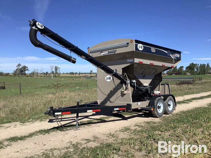 2019-j&m-ec270-image-1
