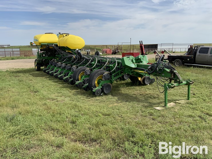 2013-john-deere-1770nt-ccs-image-3