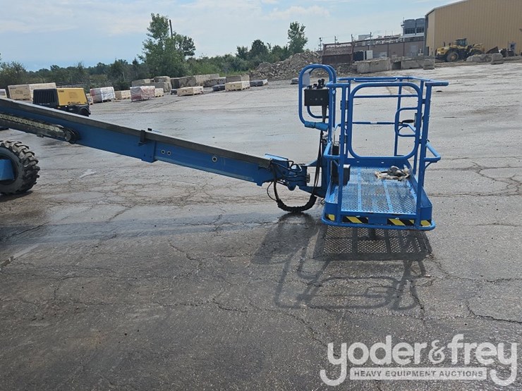 2014-genie-s40-image-8