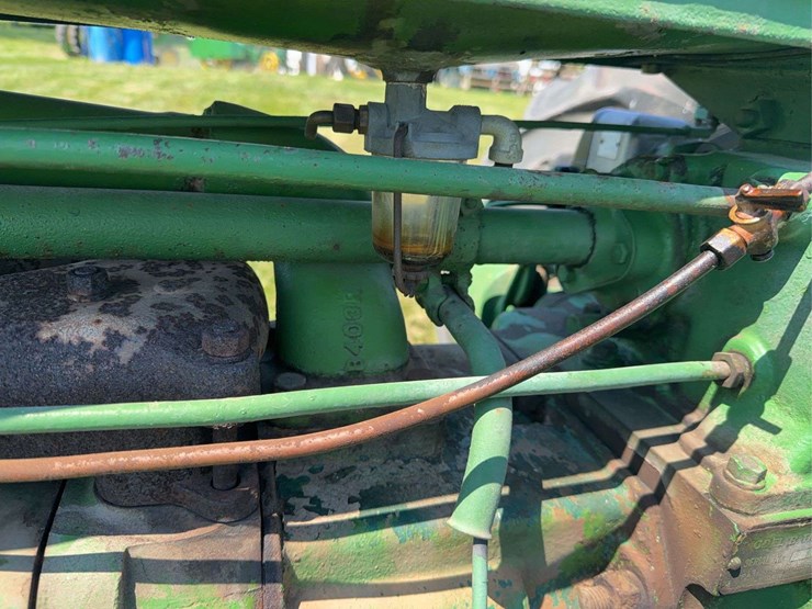 john-deere-b-image-22