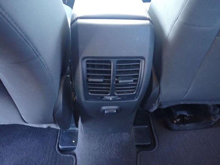 2019-ford-escape-image-24