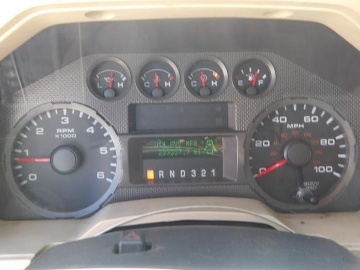 2010-ford-f450-image-24