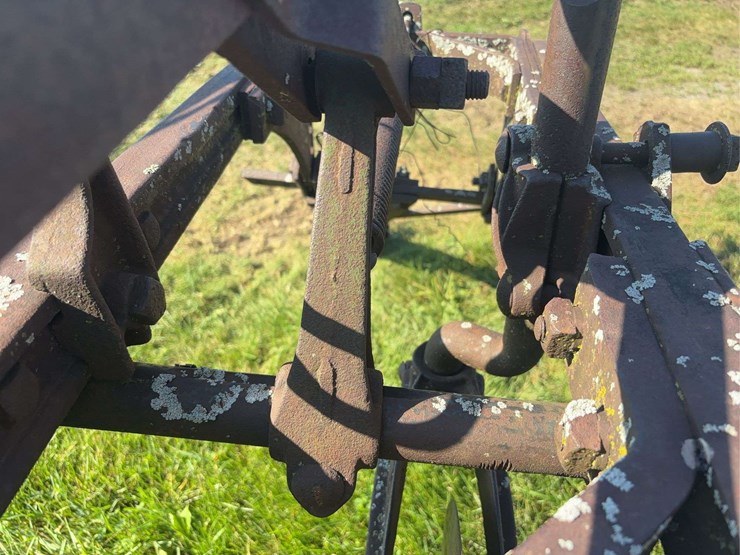 john-deere-14-image-32