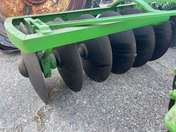john-deere-three-point-disc-image-18