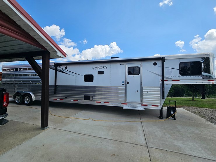 #21371-•-2021-lakota-charger-trailer-image-20