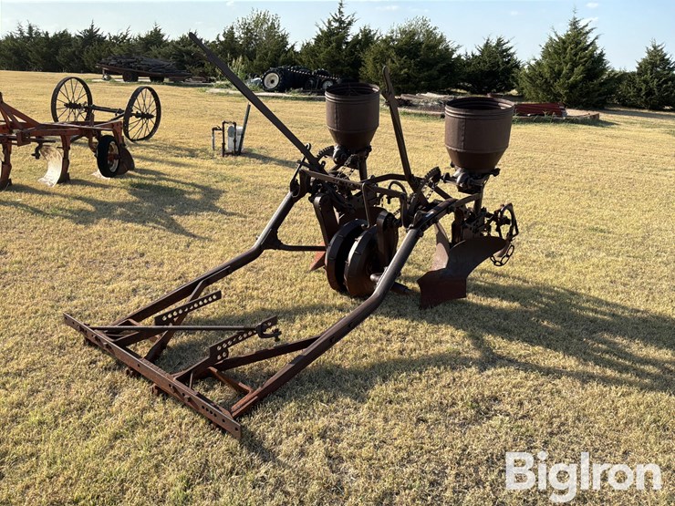 john-deere-2-image-1