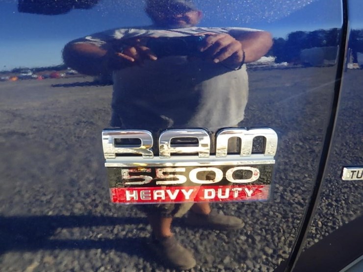 2012-dodge-2500-image-22
