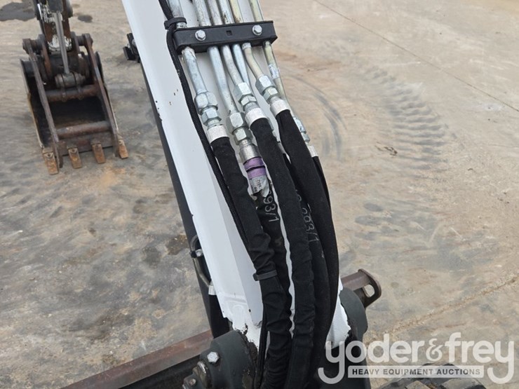 2022-bobcat-e35i-image-34