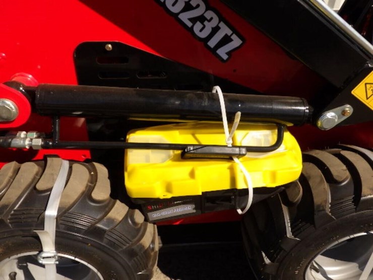 2026-sdlool-323tz-skid-steer-loader-image-7