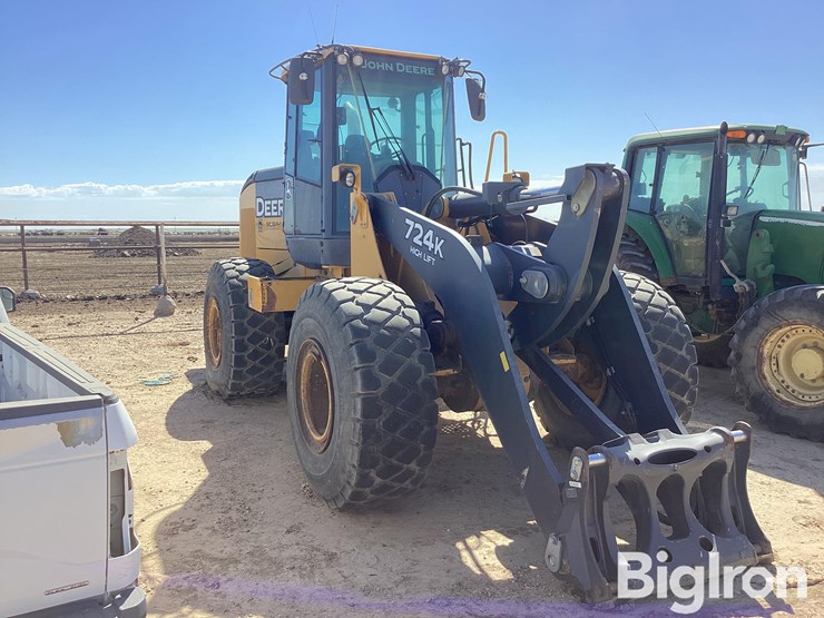 2012-deere-724k-image-3