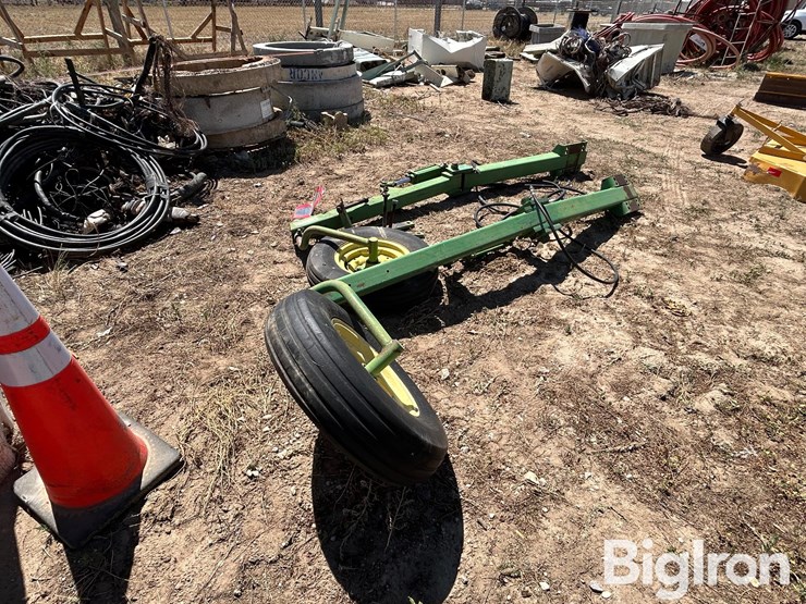 john-deere-10-image-3