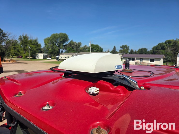 2019-case-ih-trident-5550-image-9