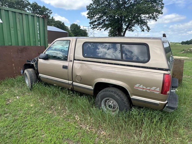 1997-gmc-1500-image-2