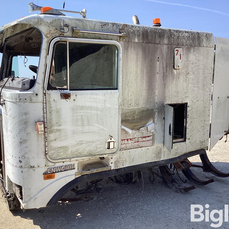 1989 KENWORTH K100E